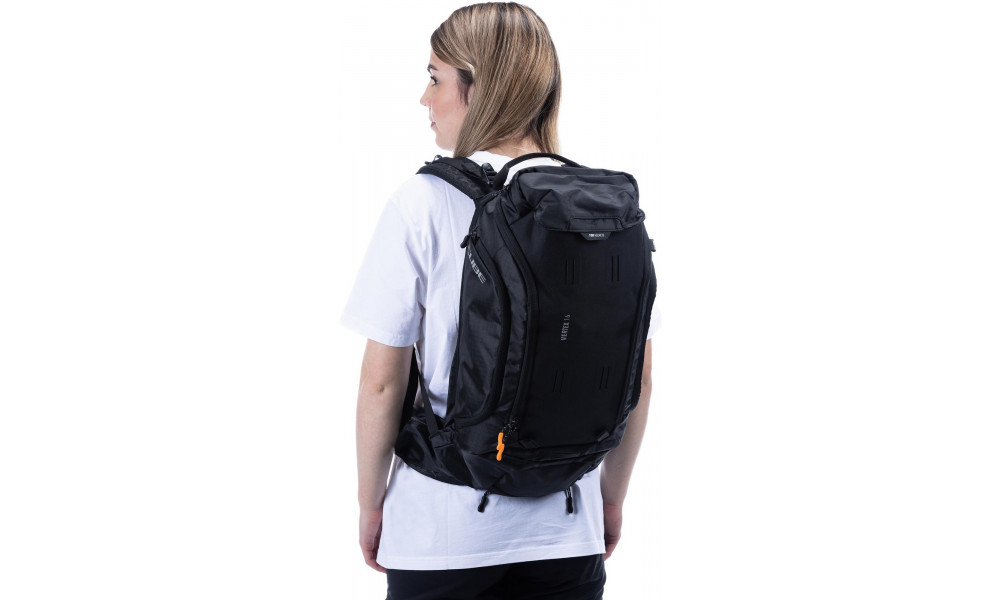 Seljakott Cube Vertex 16 black - 2