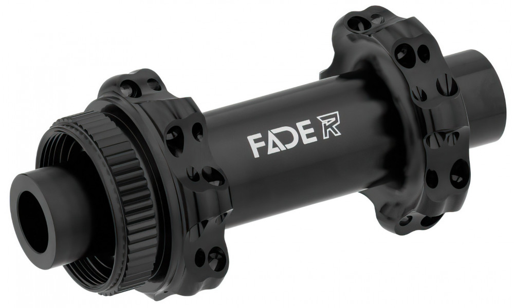 Esirumm NEWMEN Fade Road 12x100 SP C-Lock 28H 