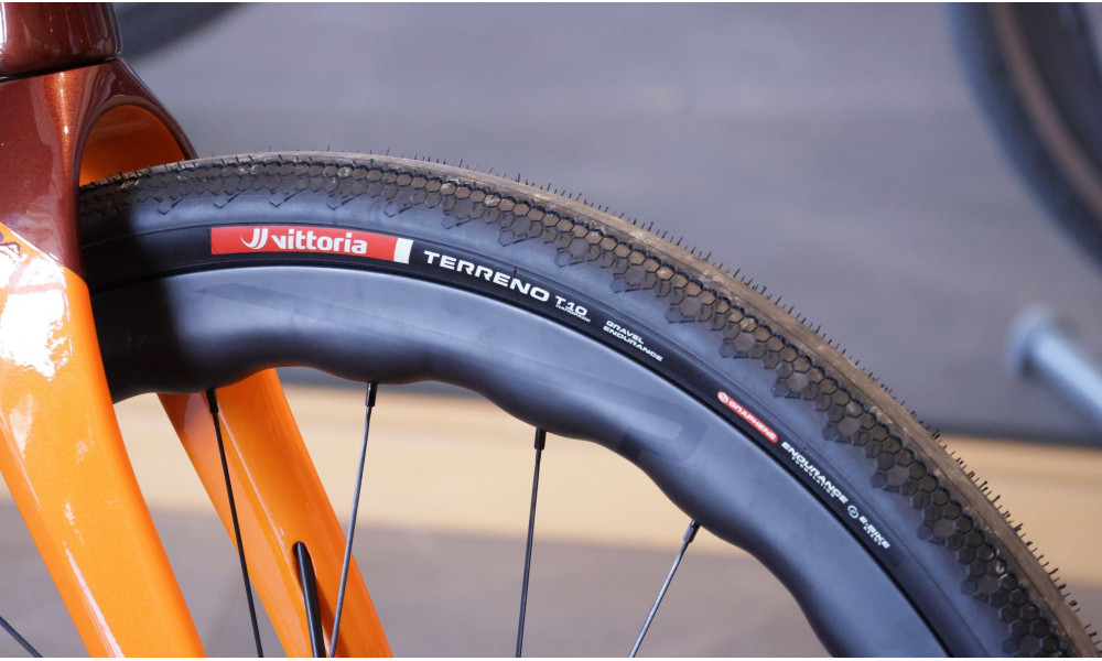 Rehv 28" Vittoria Terreno T10 Hardpack G2.0 TLR Fold 700x45c / 45-622 black - 4