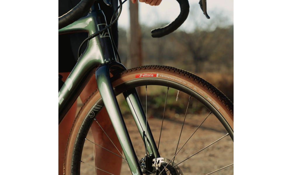 Rehv 28" Vittoria Terreno Pro T50 Mixed TLR Fold 700x45c / 45-622 natural - 5