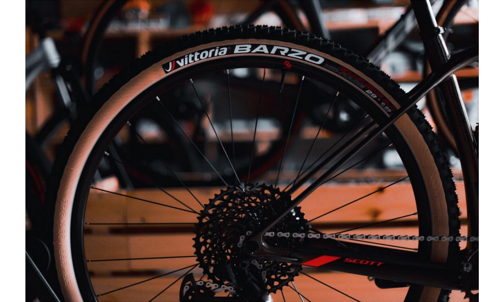 Rehv 29" Vittoria Barzo TLR Fold 29x2.25 / 55-622 tan - 11