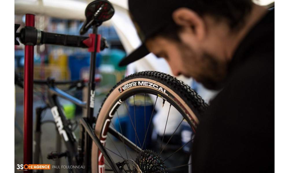 Rehv 29" Vittoria Mezcal TLR Fold 29x2.1 / 52-622 tan - 2