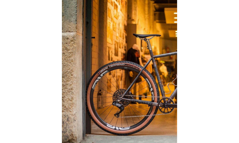 Rehv 29" Vittoria Terreno TLR Fold 29x2.25 / 55-622 tan - 7