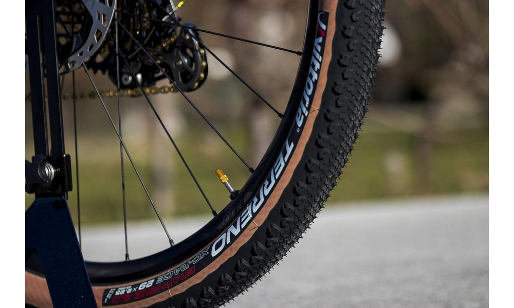 Rehv 29" Vittoria Terreno TLR Fold 29x2.25 / 55-622 tan - 8