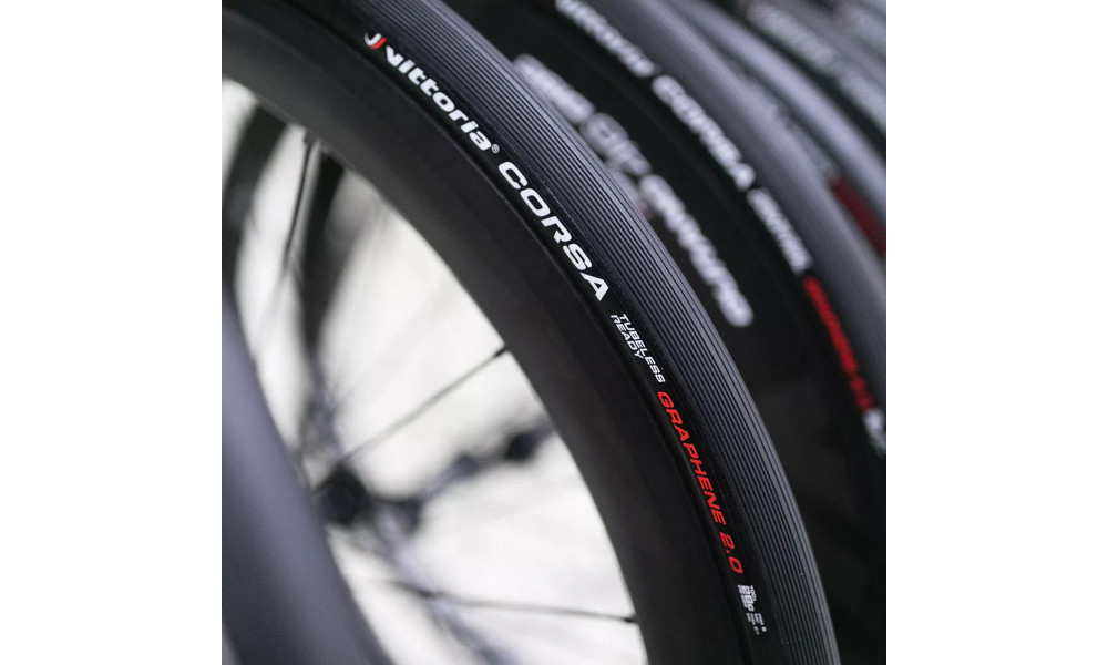 Rehv 28" Vittoria Corsa TLR Fold 700x28c / 28-622 black - 3