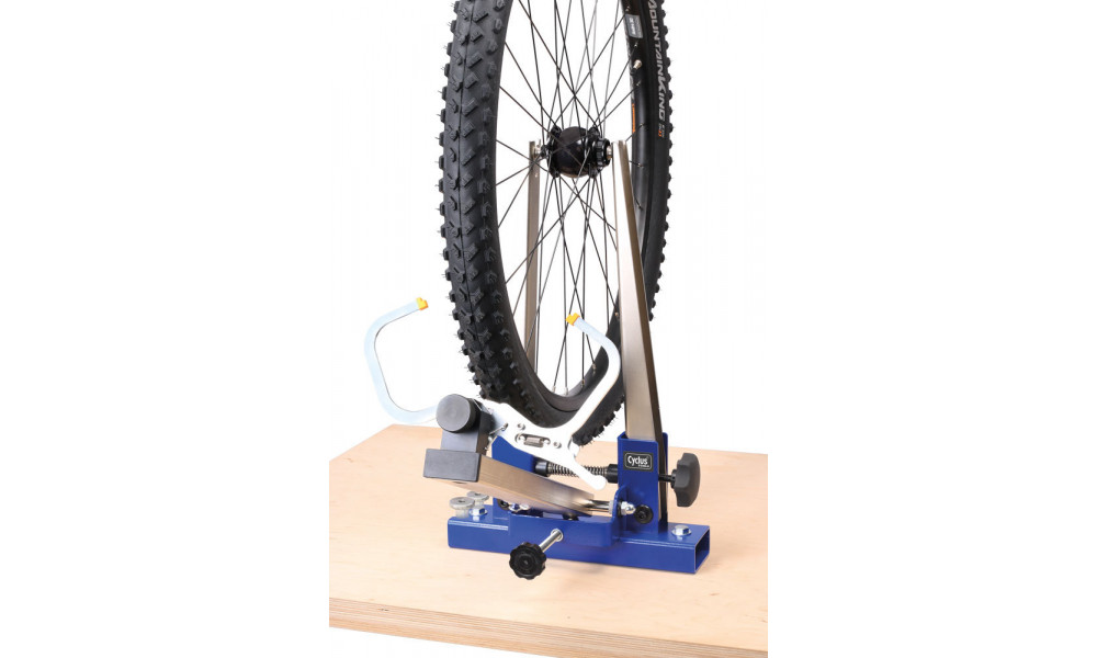 Tööriist Cyclus Tools Heavy Duty wheel truing stand 24-29" (720320) - 3