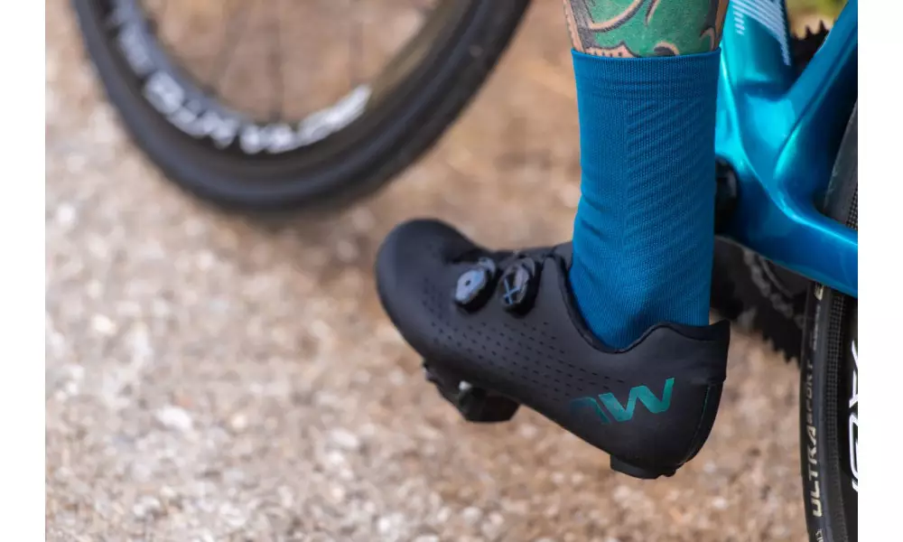 Rattakingad Northwave Revolution 3 Road black-iridescent - 4