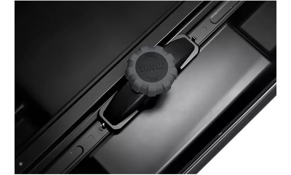 Katuseboks Thule Motion XT L black glossy - 7
