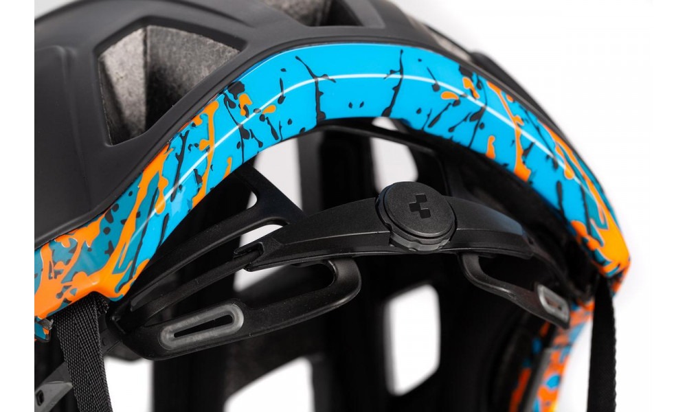 Kiivri Cube BADGER black'n'splash - 4