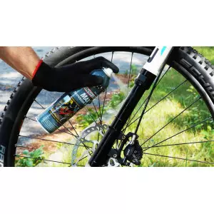Amordiõli Finish Line Max Suspension aerosol 270ml